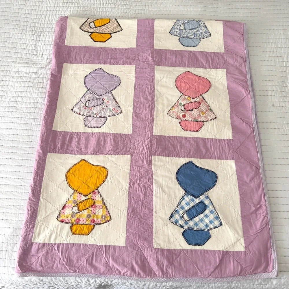 Vintage Antique Sunbonnet Sue Quilt Hand Quilted Embroidered Feedsacks Lavender